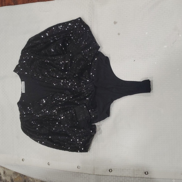 Black Sequin V-Neck Bodysuit Top - Picture 8 of 11